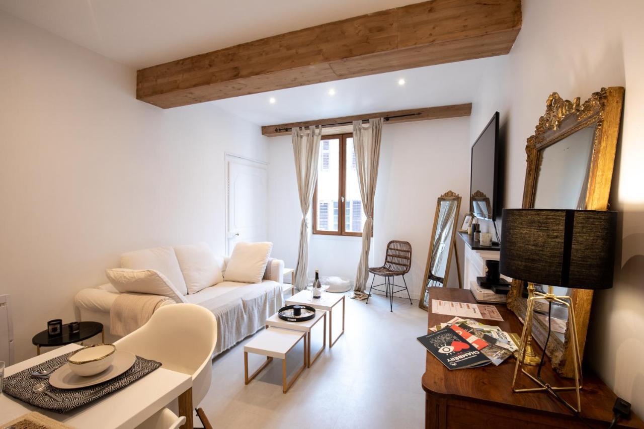 "L'Historique" - Charmant Appartement En Centre-Ville Historique شامبيري المظهر الخارجي الصورة