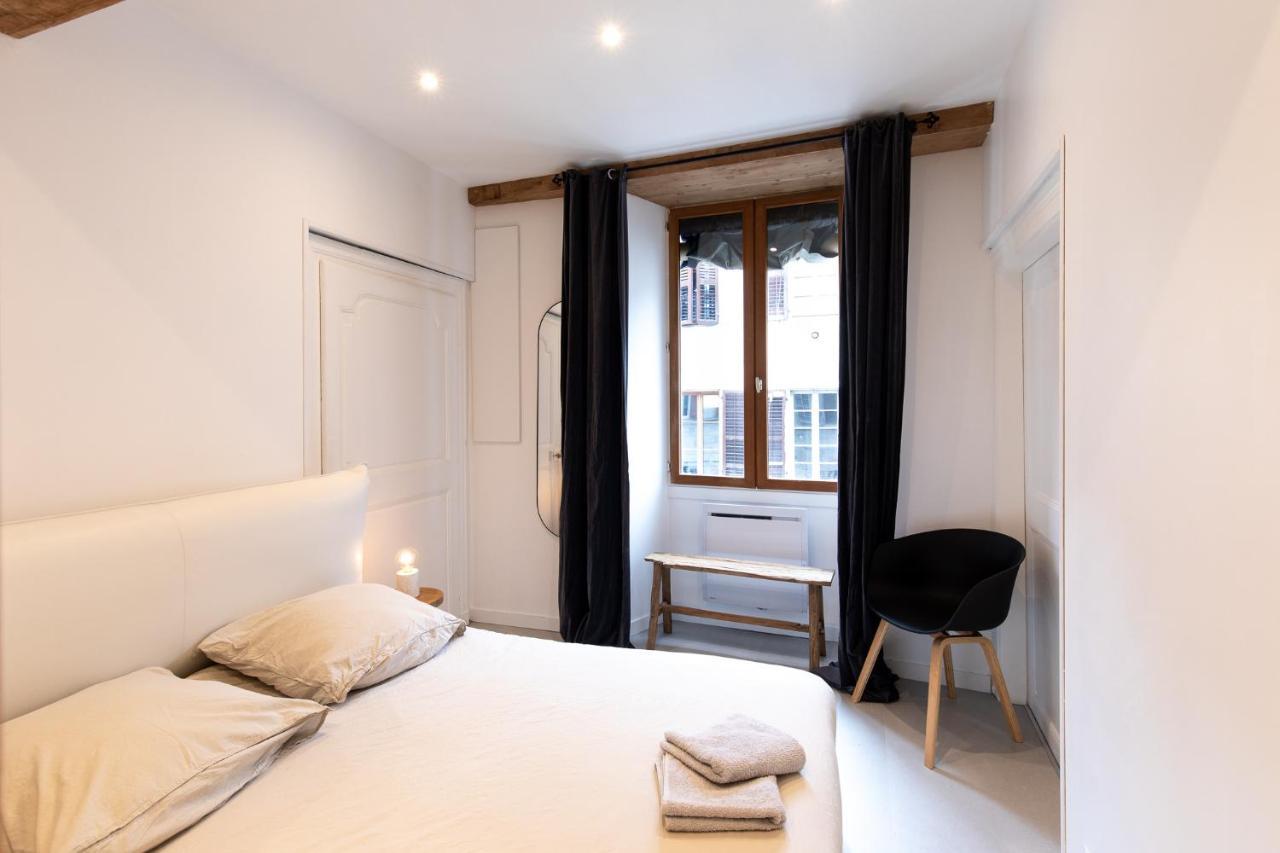 "L'Historique" - Charmant Appartement En Centre-Ville Historique شامبيري المظهر الخارجي الصورة
